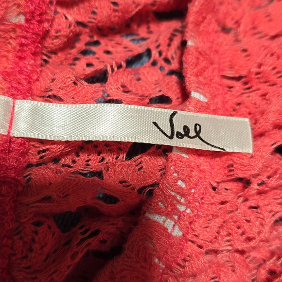 Voel - Picture 2 of 3